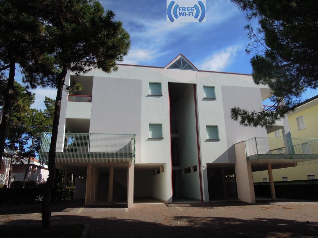 Condominio Tucano Bibione Exterior foto