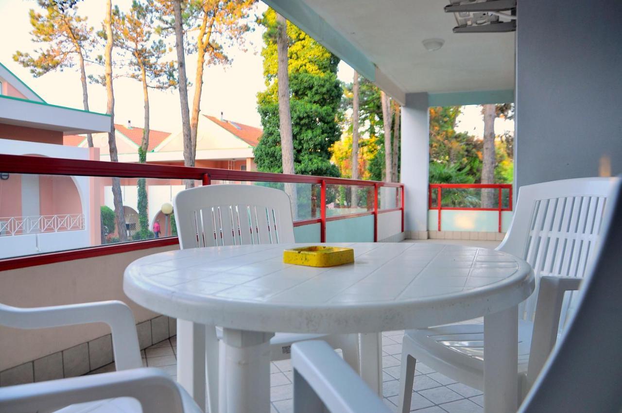 Condominio Tucano Bibione Exterior foto